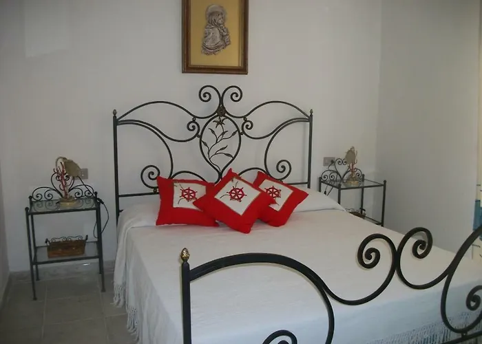 Casa Tavolara Daire *